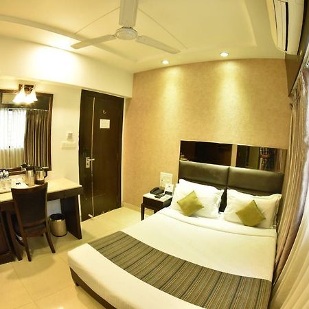 Hotel Manama Bombaj Zewnętrze zdjęcie