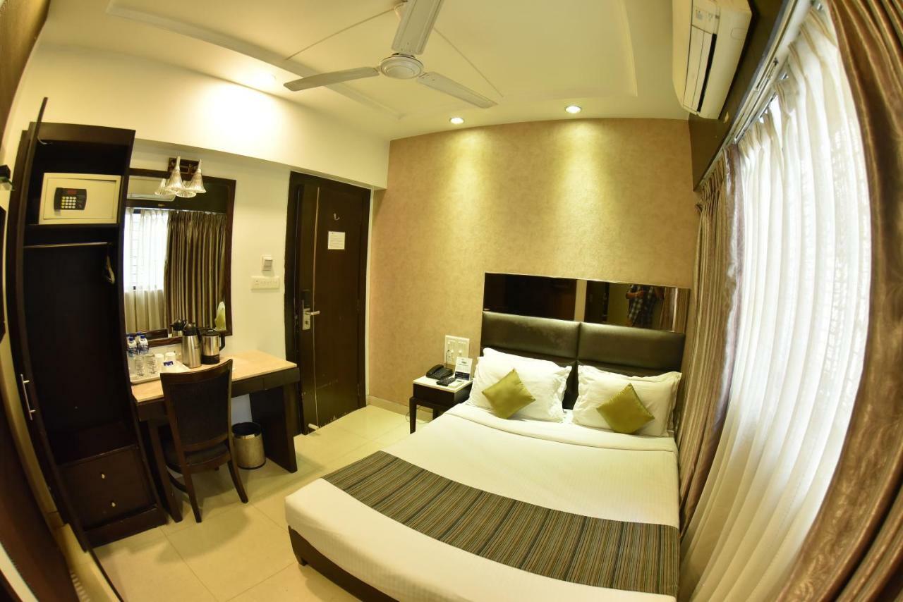 Hotel Manama Bombaj Zewnętrze zdjęcie