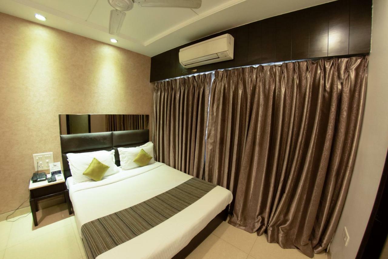 Hotel Manama Bombaj Zewnętrze zdjęcie